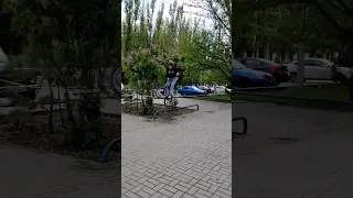 дабл пег на бар на BMX