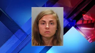 Mom charged with neglect after 2 kids left in hot car, police say