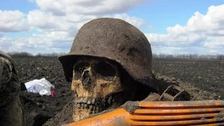 Excavation in fields of World War II the Film 28