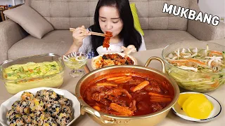 cooking Mukbang :) spicy chicken feet, flying fish roe rice balls, cucumber soup, steamed eggs.