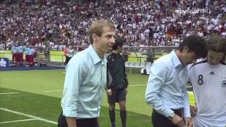 Оливер Кан и Йенс Леманн перед пенальти (ЧМ-2006)