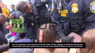USA: Anti-fracking protesters blockade FERC HQ