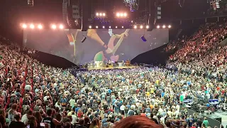 Pearl Jam • "Alive" & "Footsteps" live Portland, Oregon - May 10, 2024