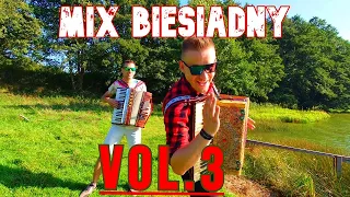 Mini Max -  BIESIADA MIX 3 Stoi Andzia w Ogrodzie