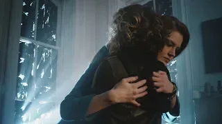 Selina Kyle, | Bruce & Ivy are attacked [Gotham 3x09] 2 / 5