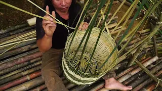 Knitting bamboo fish traps & Making washing floors: Survival Alone | EP.185