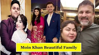 Moin Khan with his Family