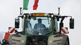 Protesta agricoltori, i trattori convergono su Sanremo e su Roma