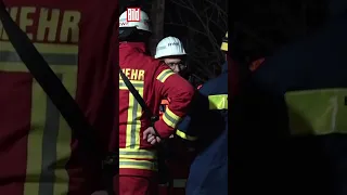 Lützerath: Klima-Aktivisten sitzen in Tunnel #shorts