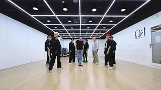 [MIRRORED] ATEEZ - 'HALAZIA' Dance Practice