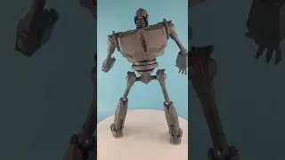 amazing iron giant big scale action figure