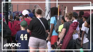 MLB alumni host free baseball clinic for kids