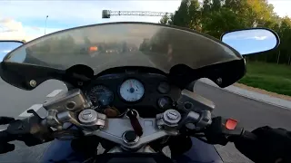 Honda VFR 750 vs CBR 600 F4