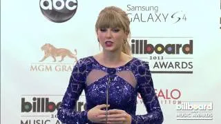Taylor Swift in the Billboard Music Awards Press Room 2013