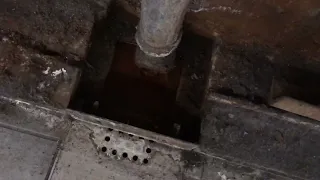 More filthy water at Guy-Concordia metro!