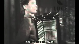 Davide Anzaghi campione del mondo di fisarmonica.