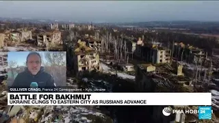 Ukraine clings to Bakhmut as Russians advance • FRANCE 24 English