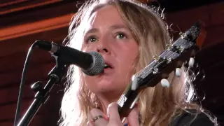 Lissie - Don't You Give Up On Me - live