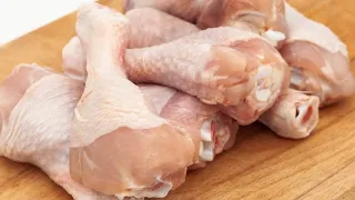 Here's How To Tell If Chicken Has Gone Bad