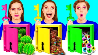 Solve the Mystery Challenge of 1000 Keys | Food Battle by DaRaDa Challenge