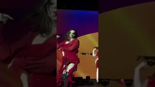 TWICE-Moonlight Sunrise MOMO FANCAM Live at Ready To Be concert in Mexico city