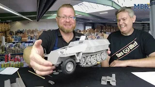 MBK unboxing Special² - 1:16 Sd.Kfz.251/1 Modell Details & Interview with the designer (Das Werk)