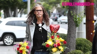 Steven Tyler Of Aerosmith Drops Off Fresh Flowers For His Newborn Grandchild 5.10.17
