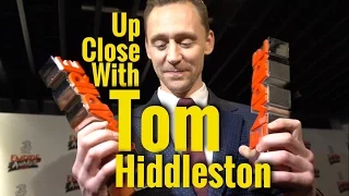 Up close and personal with TOM HIDDLESTON and his HANDS at the EMPIRE AWARDS