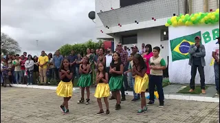 Mostra tua força, Brasil! Escola Nenê Duarte no 7 de setembro - Anitta, Thiaguinho & Fabio Brazza.