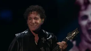 Journey perform "Don't Stop Believin'" at the 2017 Rock & Roll Hall of Fame Induction Ceremony