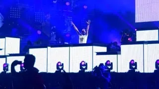 Armin van Buuren LIVE intro @ Ultra 2013 - This is what it feels like feat. Trevor Guthrie - FULL HD