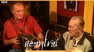 Paddy 'Sport' Murphy (Spúnóga) & Breanndán Ó Beaglaoich | Tigh Hanley, Luimneach | Geantraí | TG4