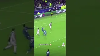 Rovesciata pazzesca di Ronaldo🤩