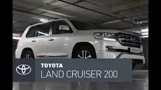 Toyota Land Cruiser 200 тест-драйв:  холодильник для колокольчиков.