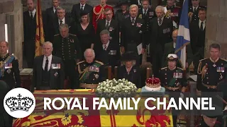 King Leads Procession at Queen’s Service of Reflection