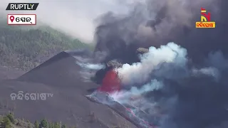Spain: Toxic Gas Concerns As La Palma Volcano Lava Hits Ocean | NandighoshaTV