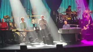 Brian Wilson - "Darlin''" (w/ Darian Sahanaja) - Live on Long Island - 10/05/2021