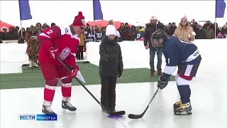 Чемпионы хоккея сыграли со спортсменами Чукотки