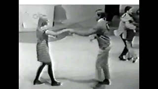 American Bandstand 1967 -New Year ’68 & Dance Contest- In & Out of Love, Diana Ross & The Supremes