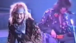 David Lee Roth April 13th 1988 Skyscraper 16X9