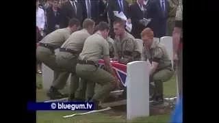 Digger buried - Russell Bosisto France Pozières