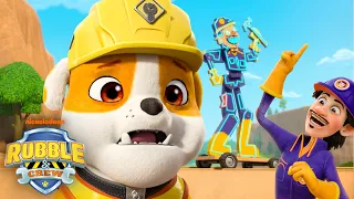 Rubble Stops Speed Meister From Destroying Builder Cove! | Rubble & Crew