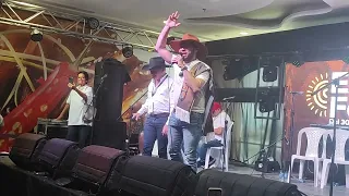 Dos trovadores profesionales "Tucusito & Yosimar" En Valledupar.