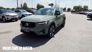 2024 Volvo XC40 B5 Ultimate Dark | V2655