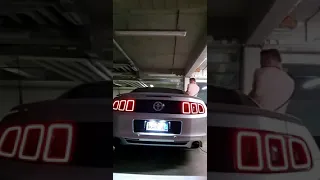 Ford Mustang 3.7 V6 sound