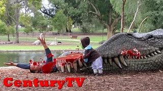 Shocking Crocodile Attacks Human #1 Compilation 2016