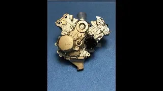 Tamiya Ducati 1199 Panigale S - Часть 4: Двигатель