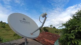 INSTALEI ANTENA VIVENSIS E RECEPTOR ELSYS SATMAX5 NA ZONA RURAL.