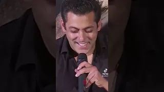 Salman khan sharing his story with sunil shetty 😂😅