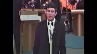 GENE PITNEY - Angelique - LIVE PERFORMANCE